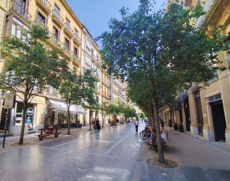 Exterior view of Office for sale in Donostia - San Sebastián 