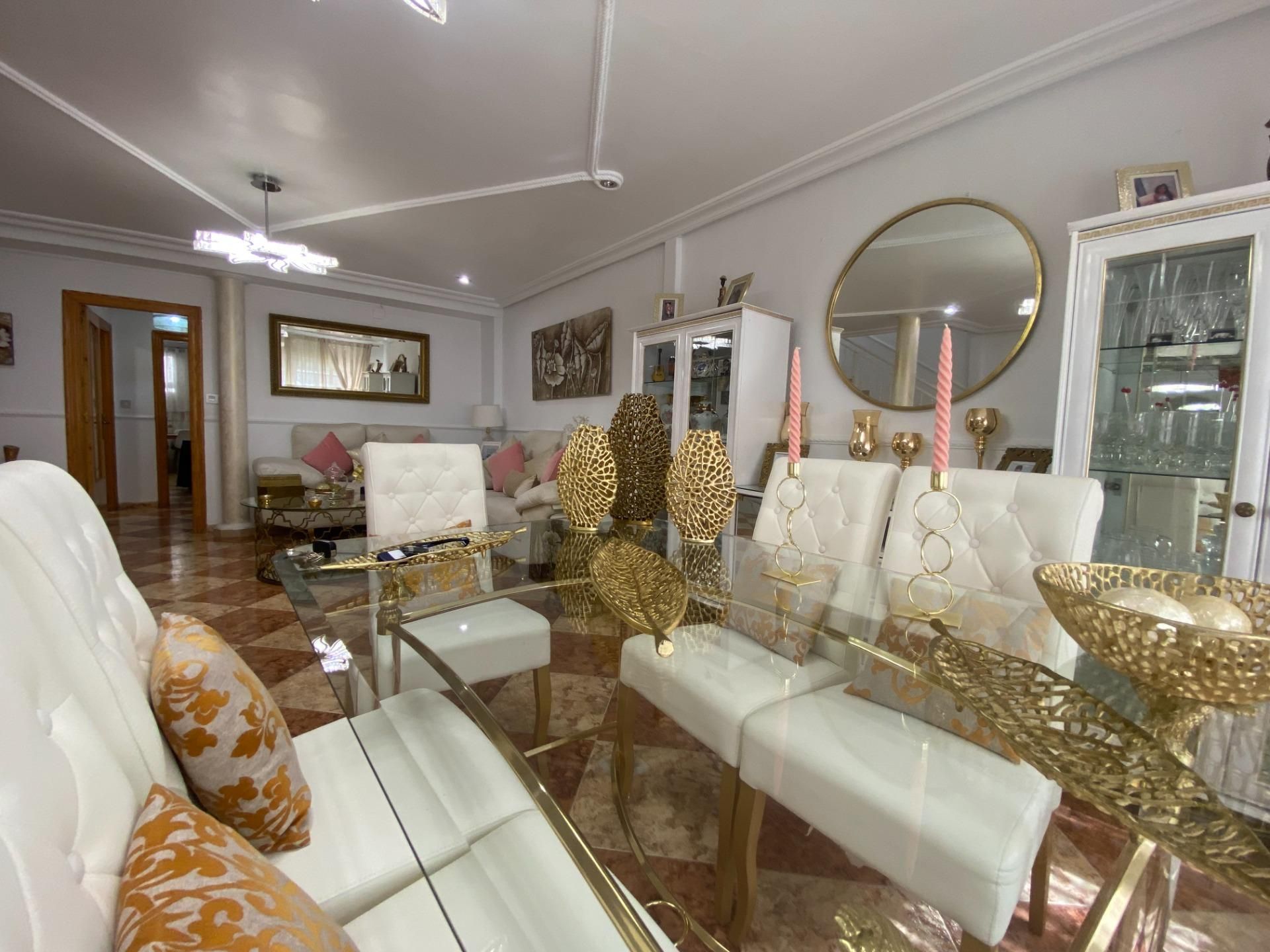 Menjador de Casa o xalet en venda en Elche / Elx