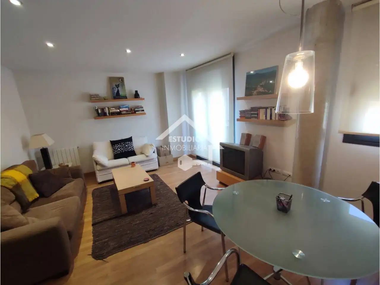 Sala d'estar de Pis en venda en Navarrete amb Calefacció i Moblat