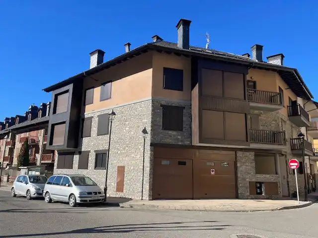 Vista exterior de Apartamento en venta en Esterri d'Àneu con Calefacción, Parquet y Trastero