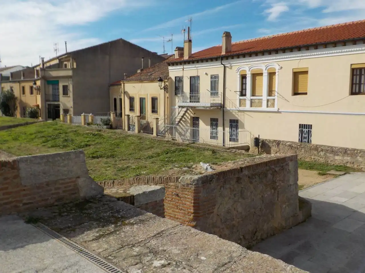 Vista exterior de Edificio en venta en Ciudad Rodrigo