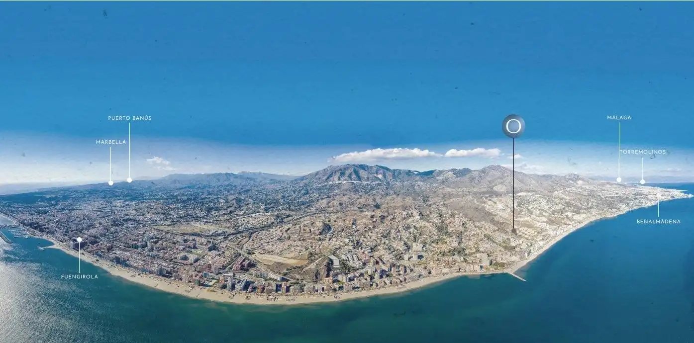 Detached homes for sale in Fuengirola  with Air Conditioner, Heating and Private garden