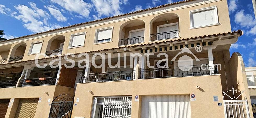 Dúplex en venda a Av. Comunidad Valenciana, Catral