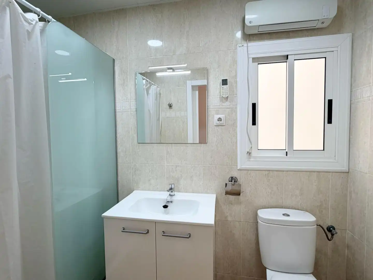 Bathroom of Flat for sale in Calafell  with Terrace and Balcony
