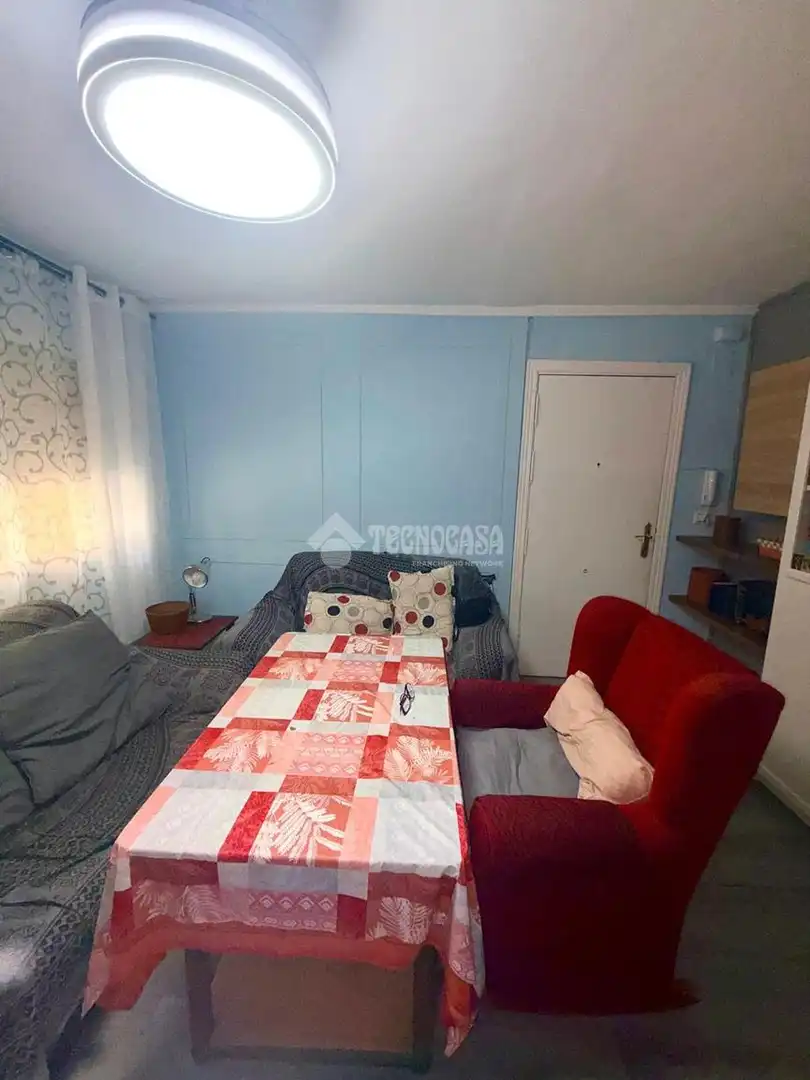 Bedroom of Flat for sale in Sevilla  with Heating