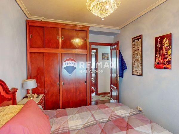 Bedroom of Flat for sale in Vigo   with Parquet flooring, Terrace and Storage room