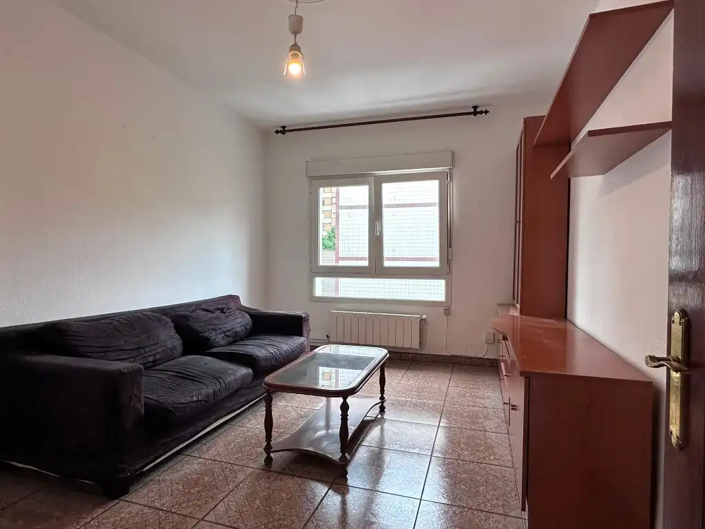Sala d'estar de Pis en venda en Gijón  amb Calefacció, Terrassa i Moblat