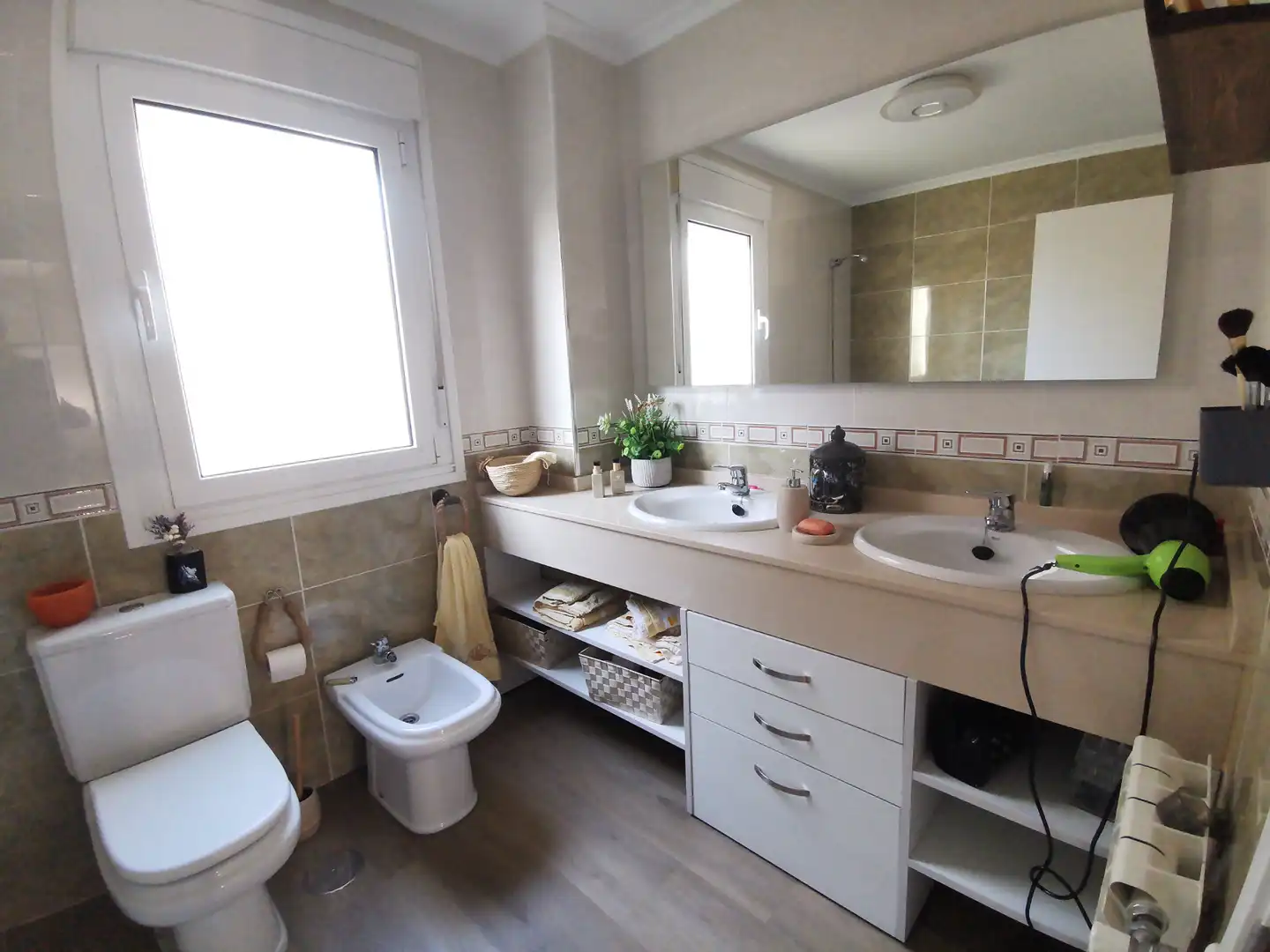 Bathroom of Houses for sale in Avilés  with Heating, Private garden and Parquet flooring