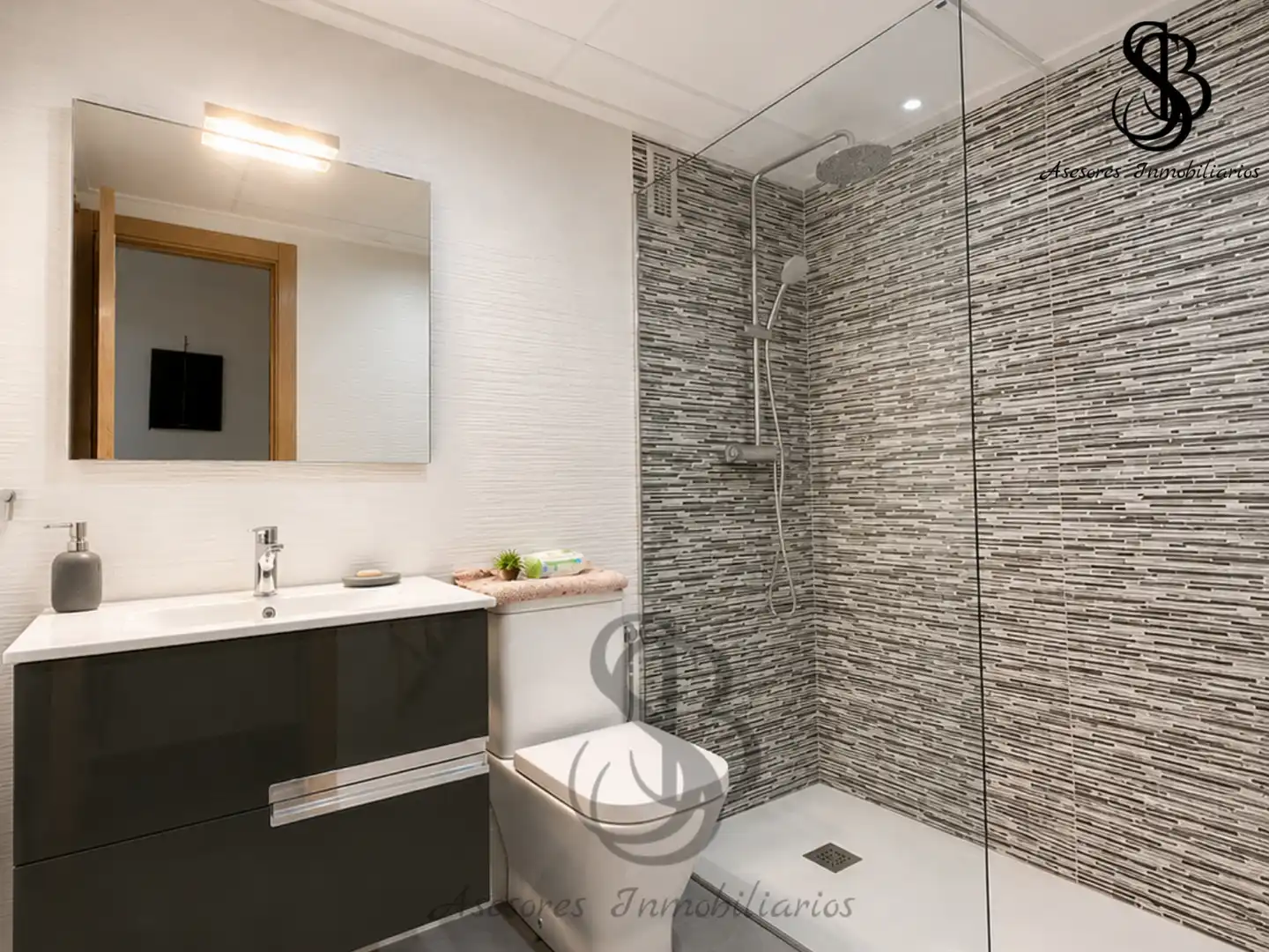 Baño de Ático en venta en San Vicente del Raspeig / Sant Vicent del Raspeig con Aire acondicionado, Calefacción y Parquet