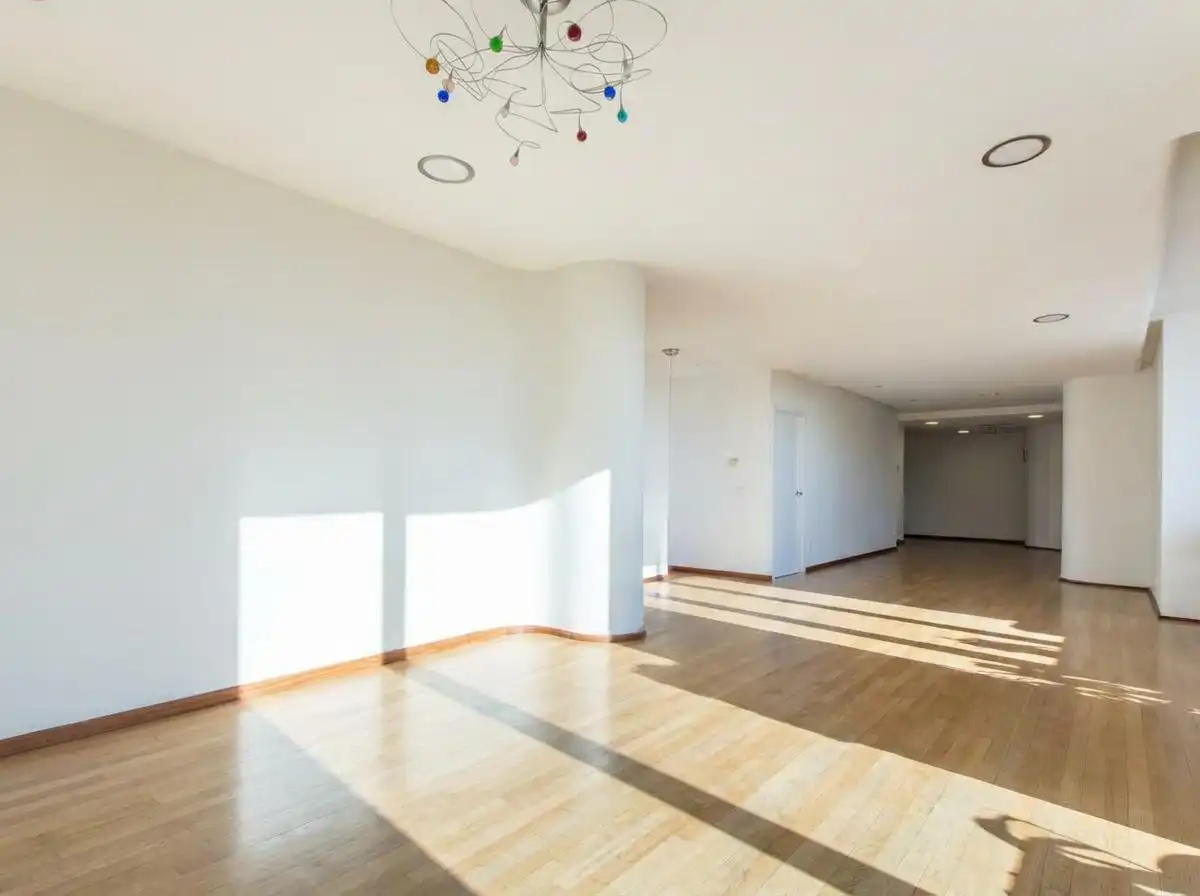 Piso en venta en Madrid con Aire acondicionado, Calefacción y Terraza