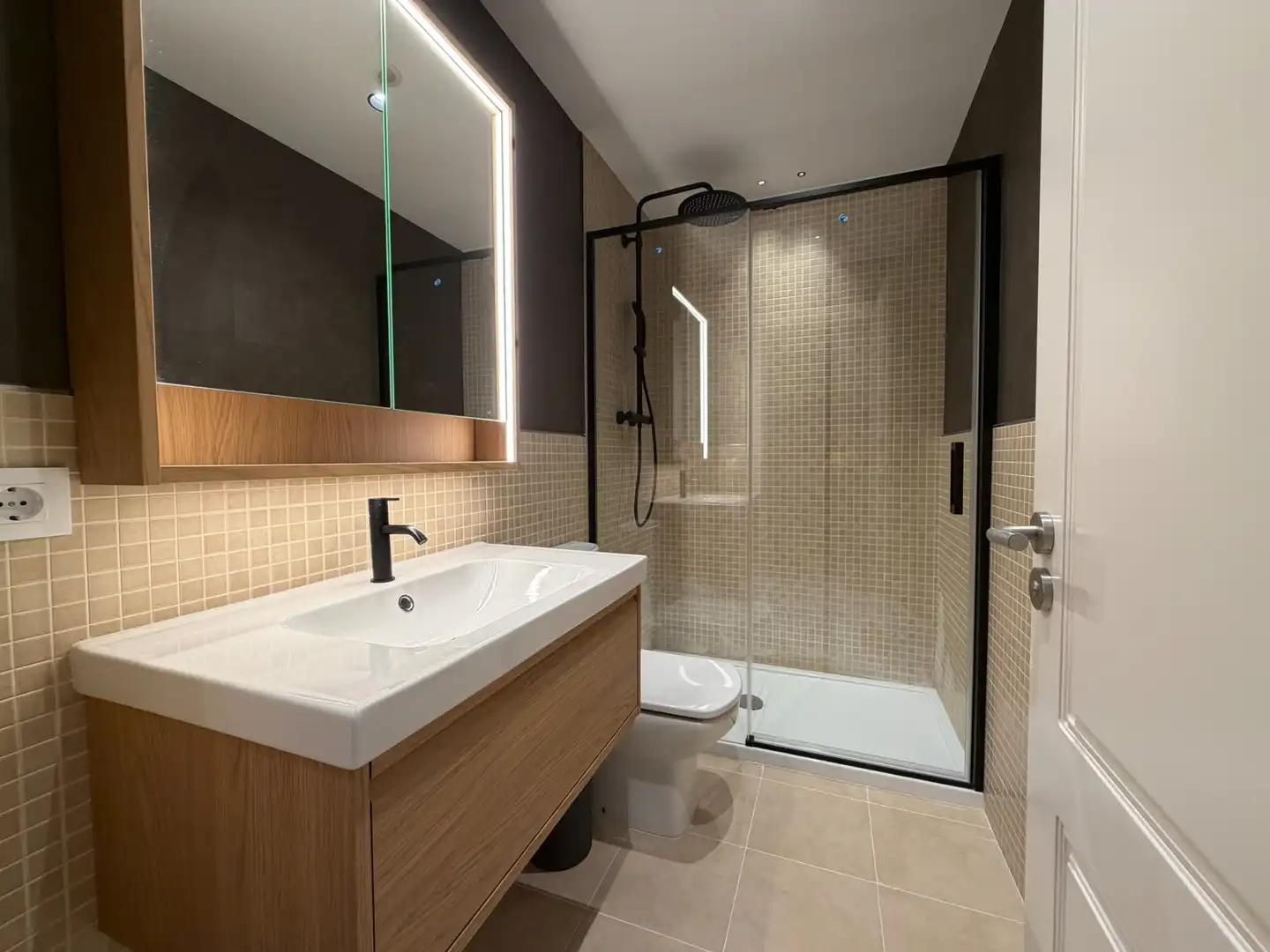 Baño de Ático en venta en Lugo con Amueblado y Alarma