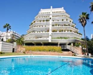 Exterior view of Attic for sale in Marbella  with Terrace and Swimming Pool