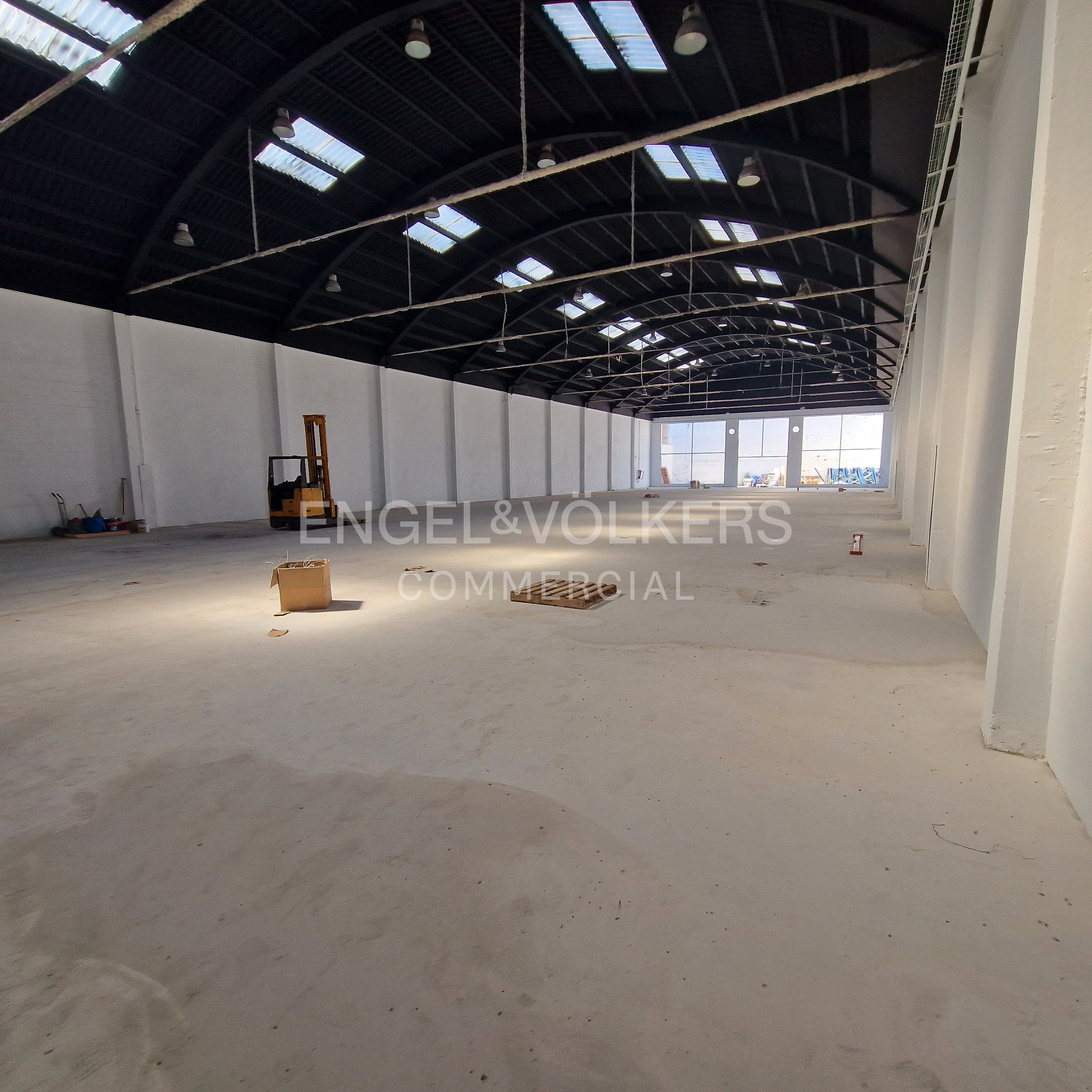 Nau industrial de lloguer en Sant Boi de Llobregat