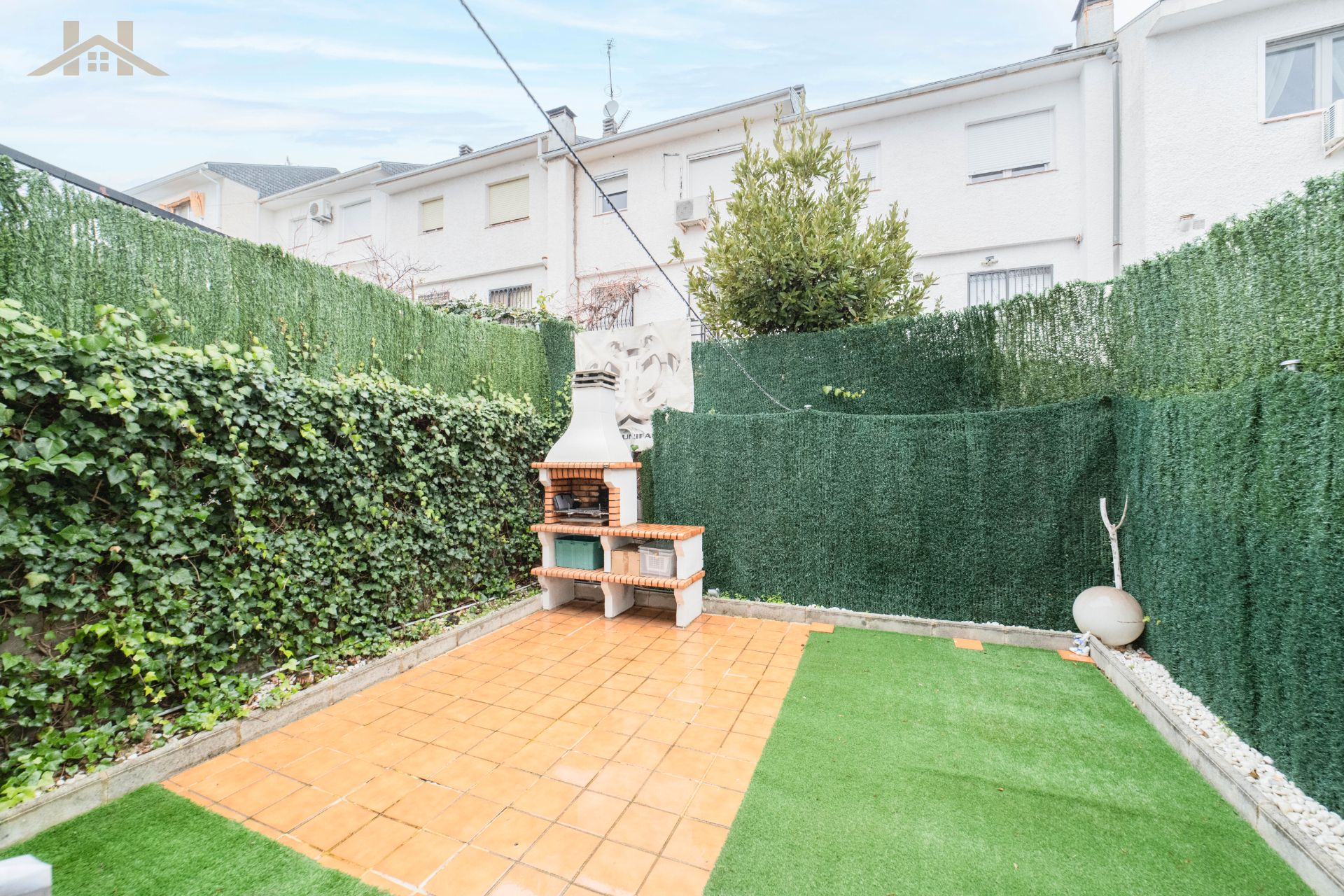 Jardín de Casa o chalet en venta en Navalagamella con Aire acondicionado, Calefacción y Jardín privado