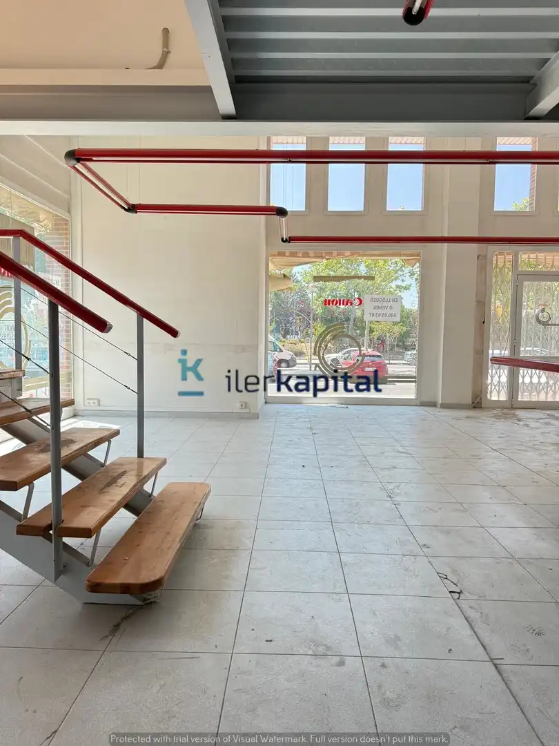 Local comercial de lloguer a Joc de la Bola - Camps d'Esports, imagen 4