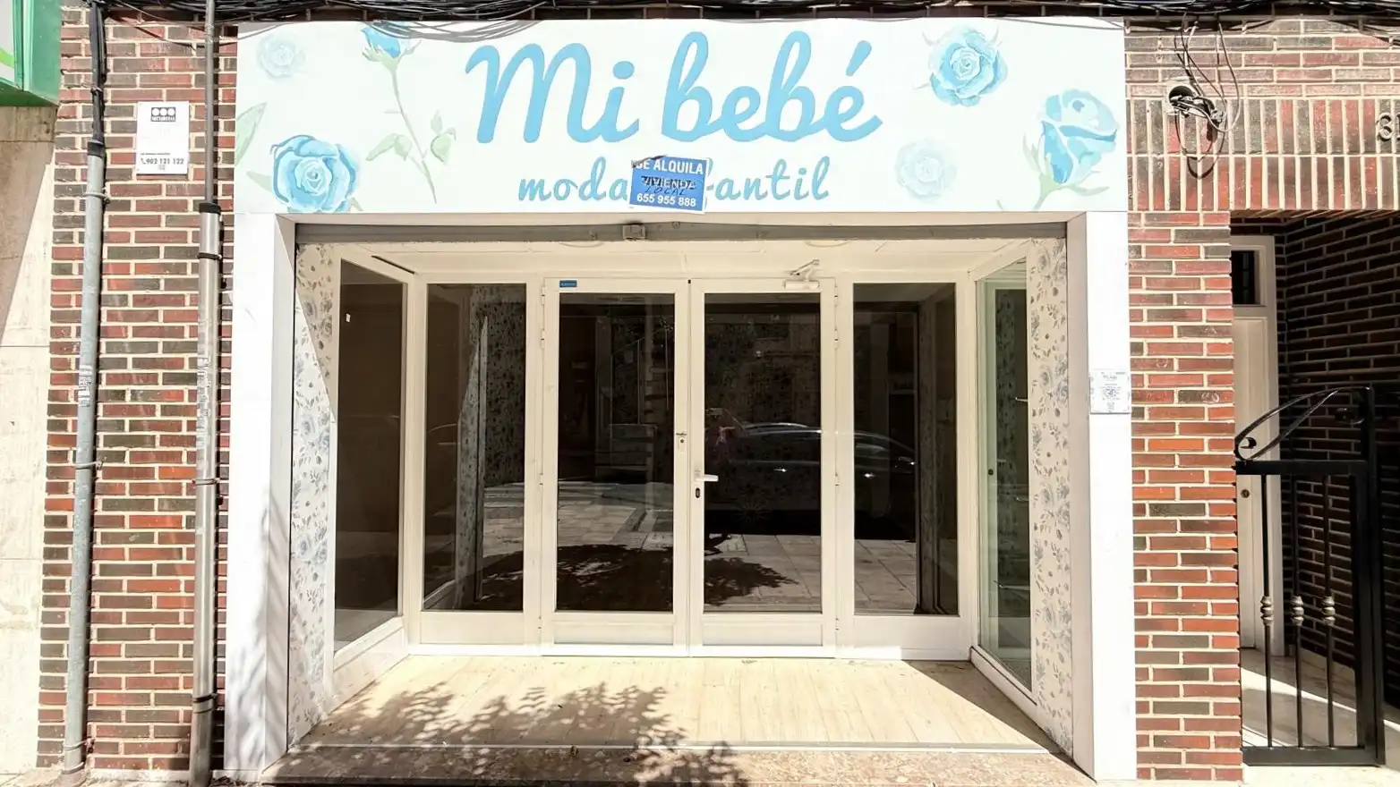 Local comercial de lloguer a Carrer Sant Pasqual 27