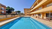 Piscina de Apartament en venda en L'Estartit amb Aire condicionat, Calefacció i Terrassa