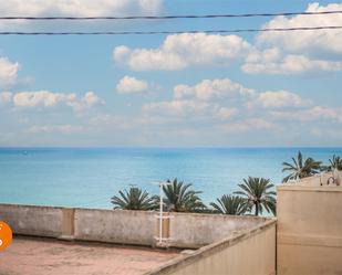 Vista exterior de Àtic en venda en Alicante / Alacant amb Terrassa i Balcó