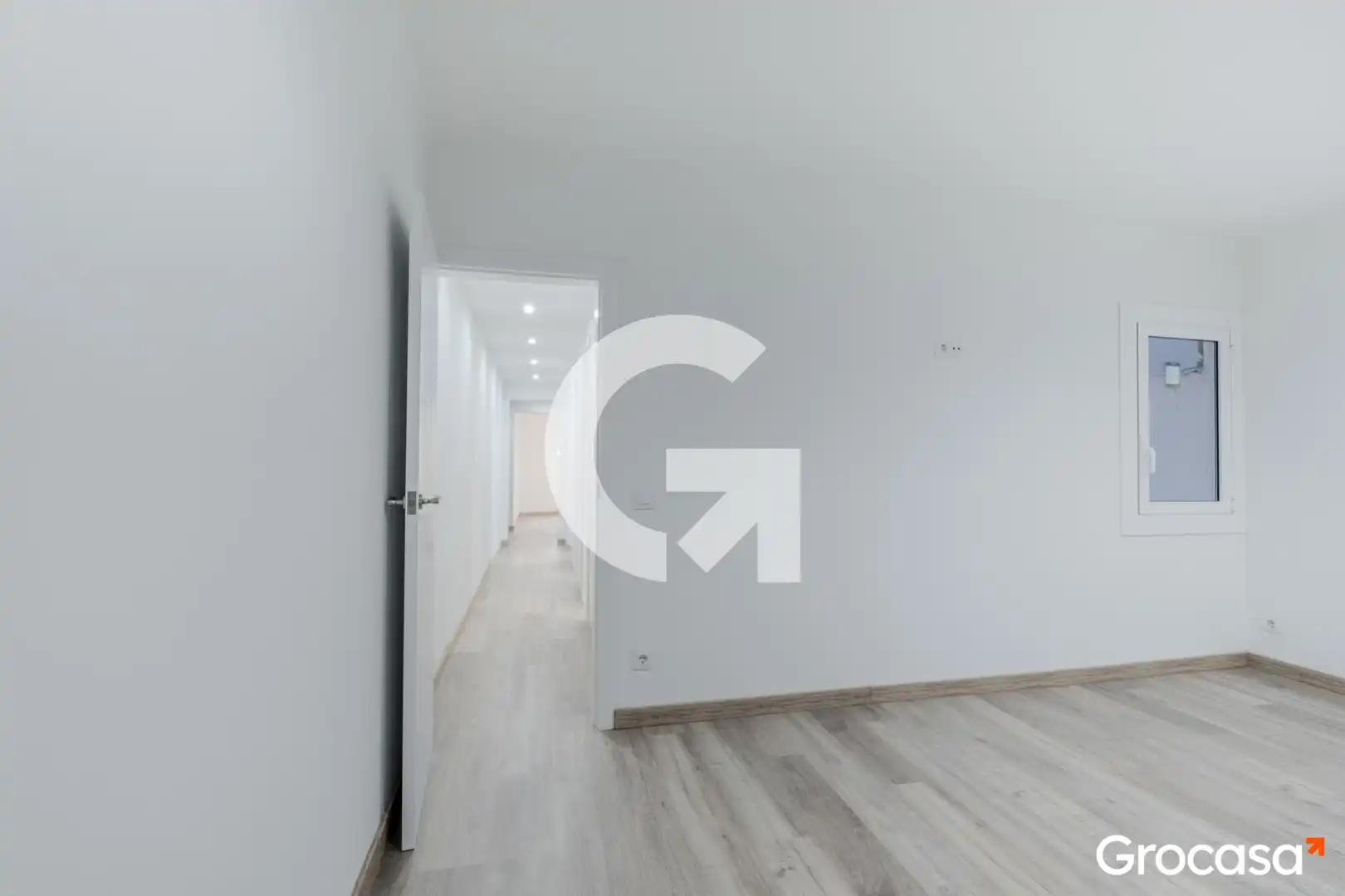 Piso en venta en Barcelona con Aire acondicionado, Calefacción y Horno