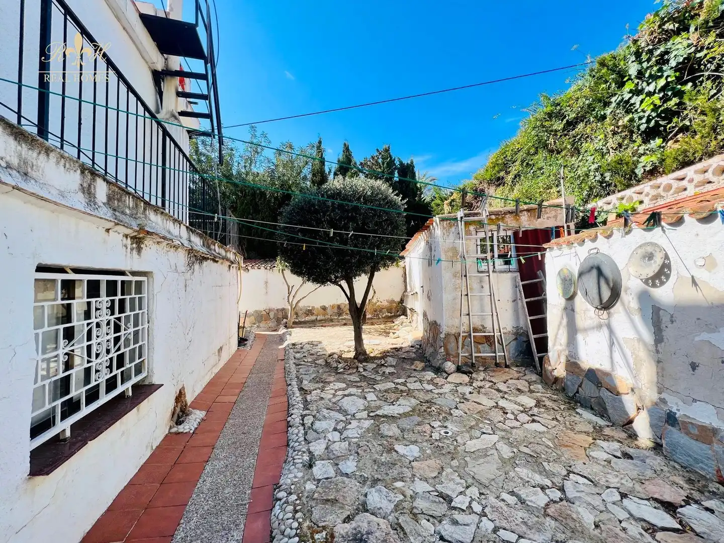 Exterior view of Houses for sale in L'Alfàs del Pi  with Terrace, Storage room and Swimming Pool