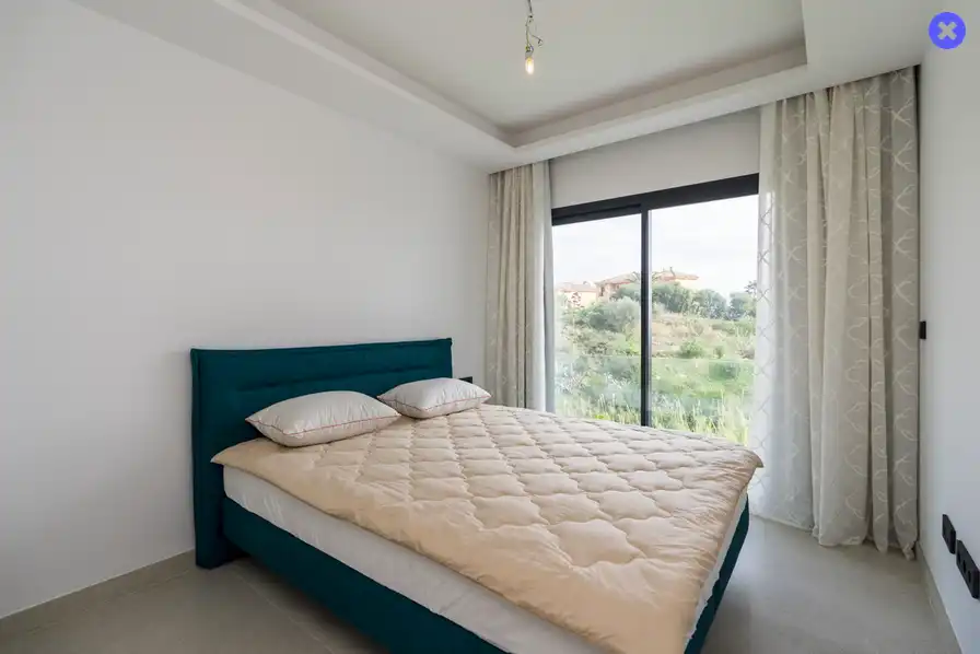 Habitación de Casa adosada de alquiler en Estepona con Aire acondicionado, Jardín privado y Terraza
