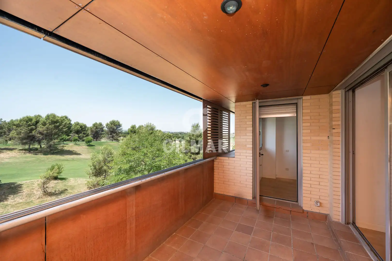 Exterior view of Flat for sale in Madrid  with Heating, Private garden and Storage room