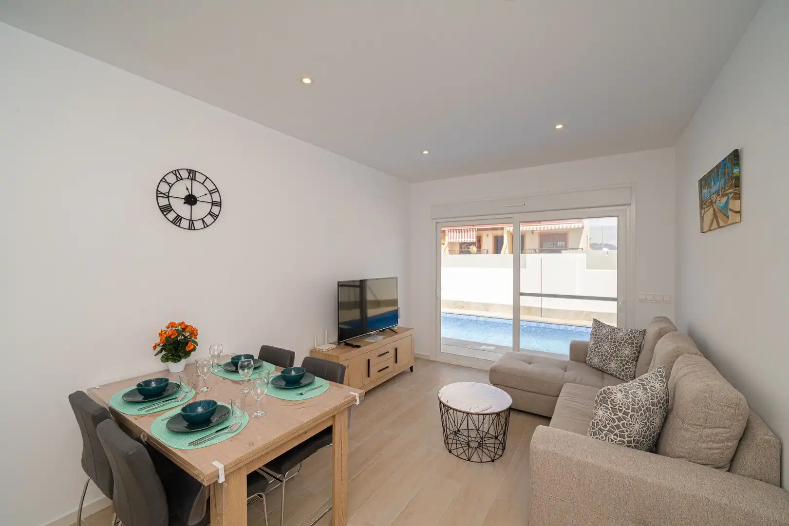 Chalet con piscina en venta en Calle Horno, imagen 3