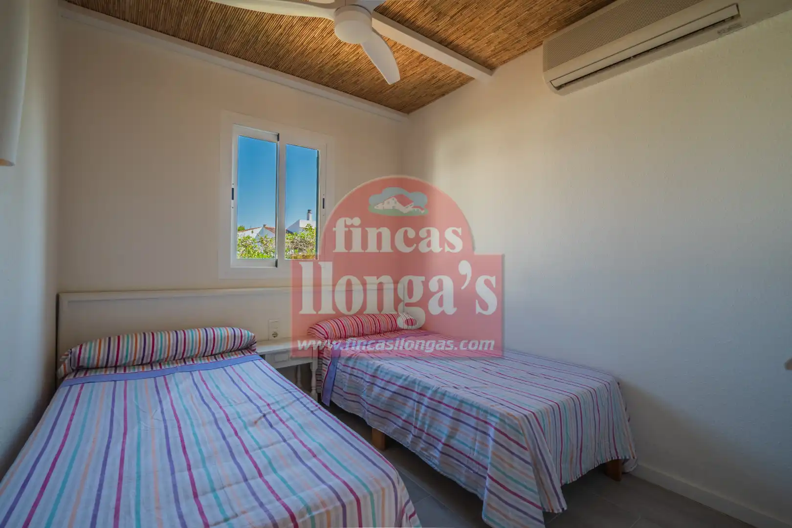 Habitación de Casa adosada en venta en Ciutadella de Menorca con Aire acondicionado, Terraza y Amueblado