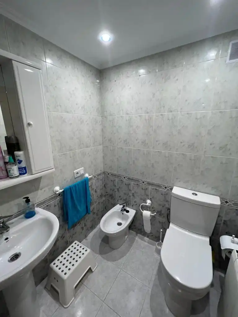 Flat for rent in Calle las Infantas, Universidad - Las Huelgas