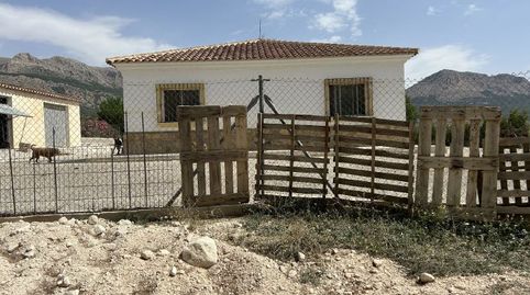 Solvia Inmobiliaria  Chalet independiente VélezRubio