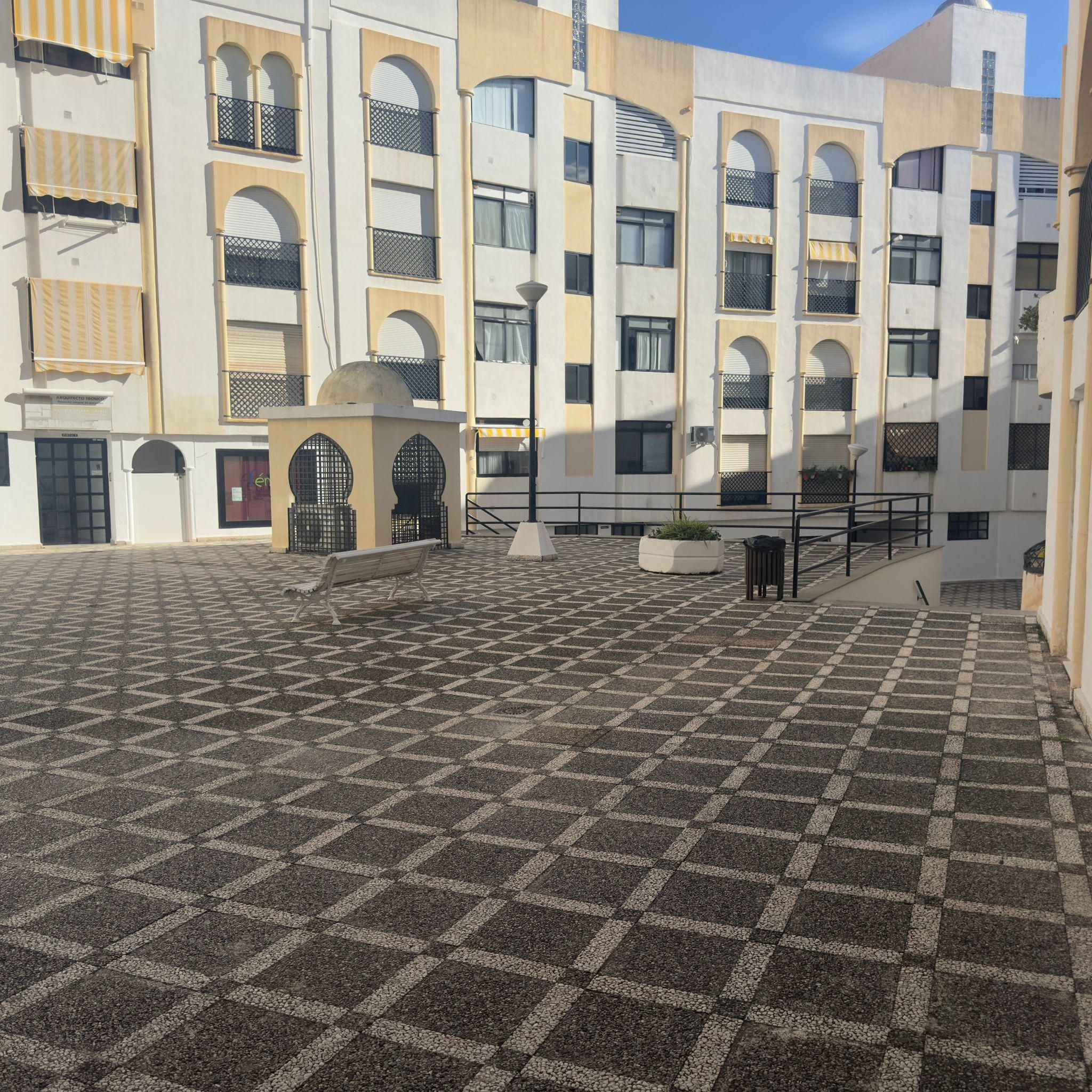 Vista exterior de Apartament en venda en Almuñécar