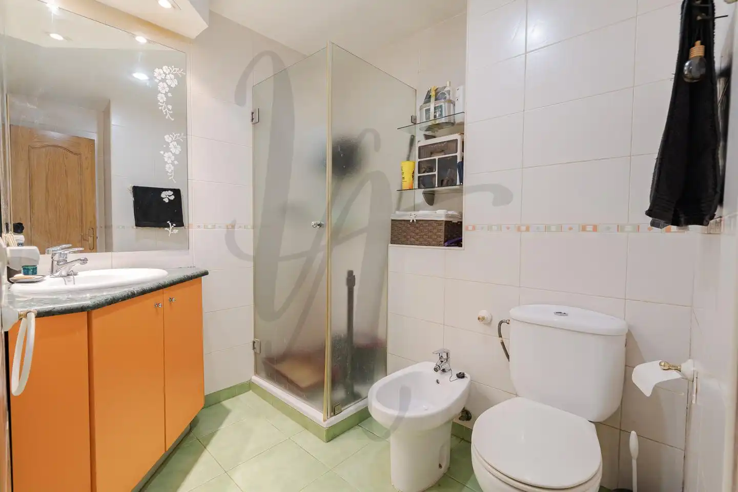 Baño de Piso en venta en Alcobendas con Aire acondicionado, Calefacción y Terraza