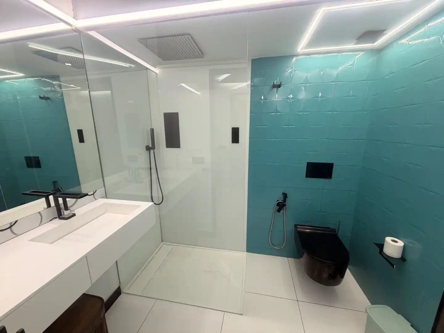 Bany de Apartament en venda en Las Palmas de Gran Canaria amb Moblat