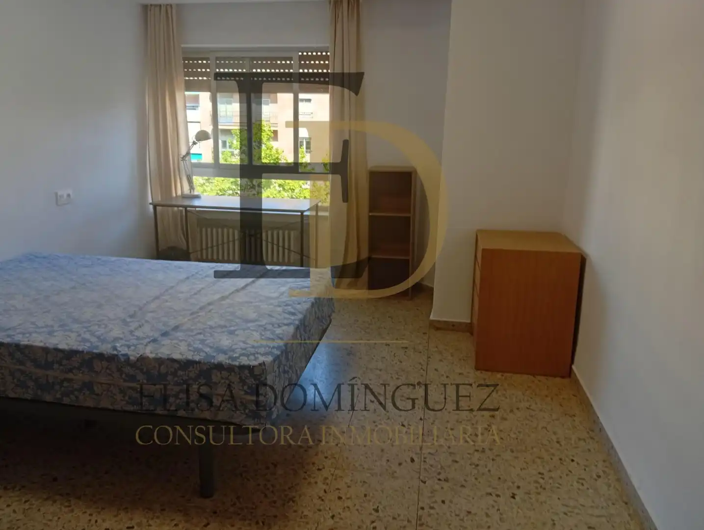 Habitación de Piso de alquiler en Salamanca con Calefacción, Amueblado y Balcón