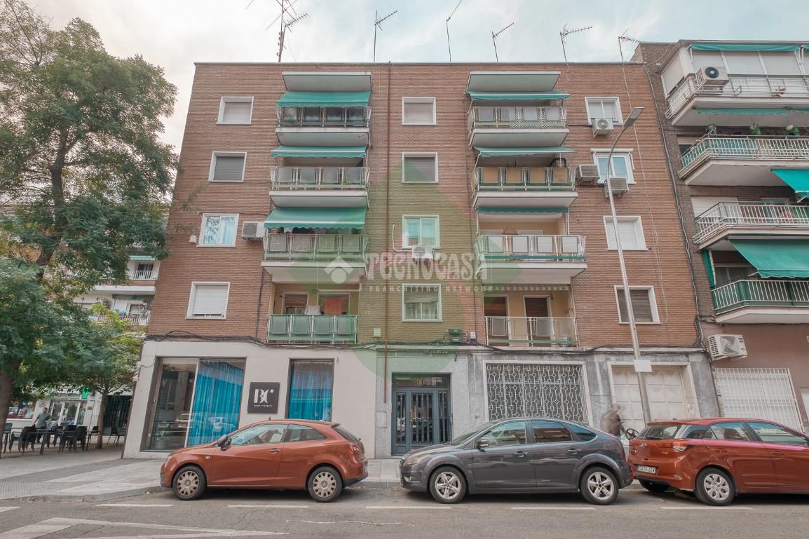 Vista exterior de Piso en venta en  Madrid Capital con Aire acondicionado, Calefacción y Terraza