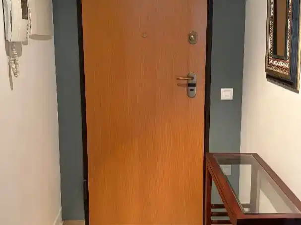 Wohnung zum Verkauf in  Sevilla Capital mit Klimaanlage, Schwimmbad und Balkon