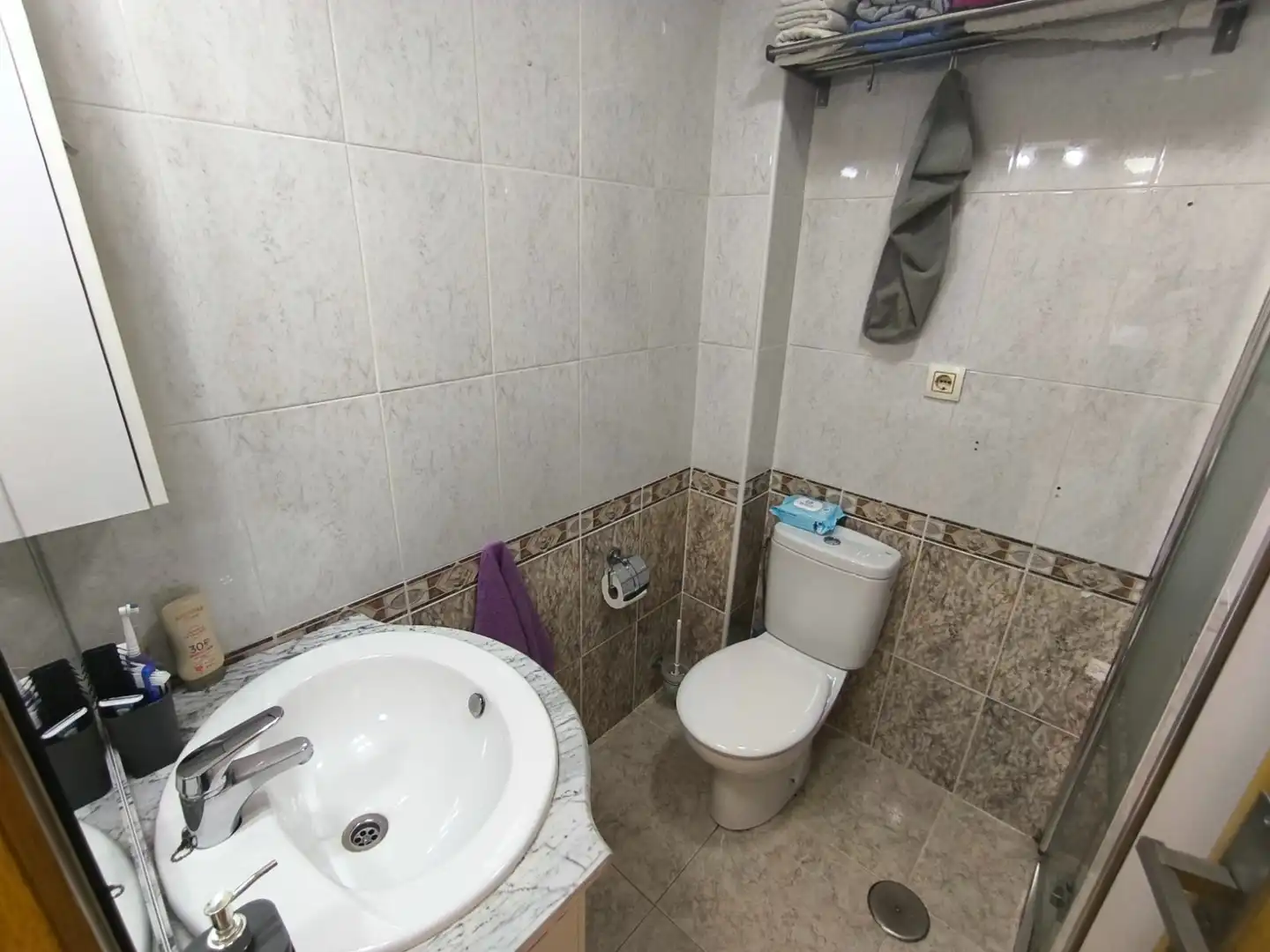 Baño de Apartamento en venta en La Manga del Mar Menor con Aire acondicionado, Calefacción y Terraza