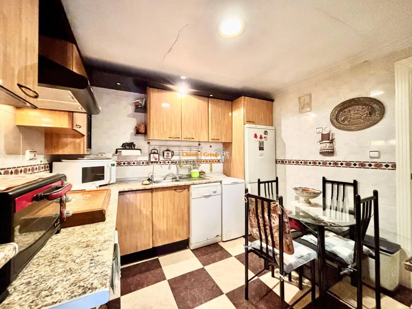 Kitchen of Flat for sale in Guardamar del Segura  with Balcony