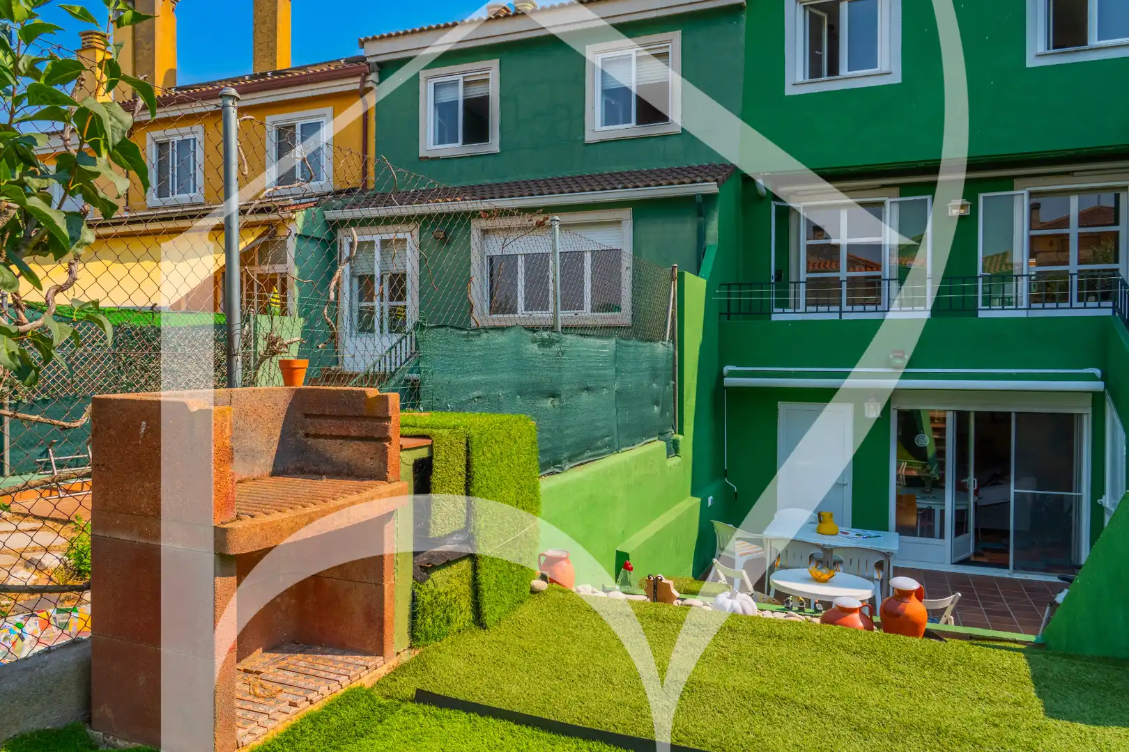 Exterior view of Detached homes for sale in Carrascal de Barregas  with Heating, Private garden and Community pool