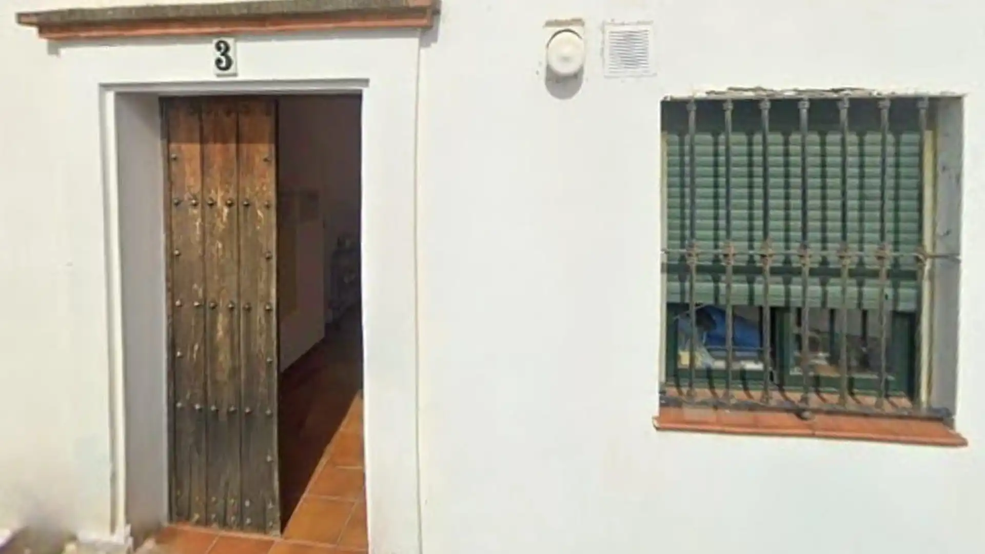 Vista exterior de Pis en venda en Aracena amb Calefacció, Terrassa i Moblat