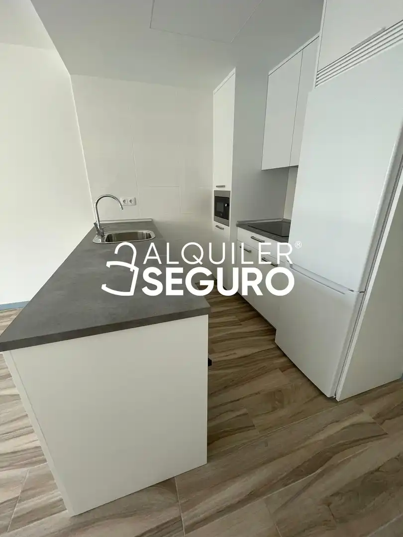 Cocina de Piso de alquiler en Fuenlabrada con Aire acondicionado y Calefacción