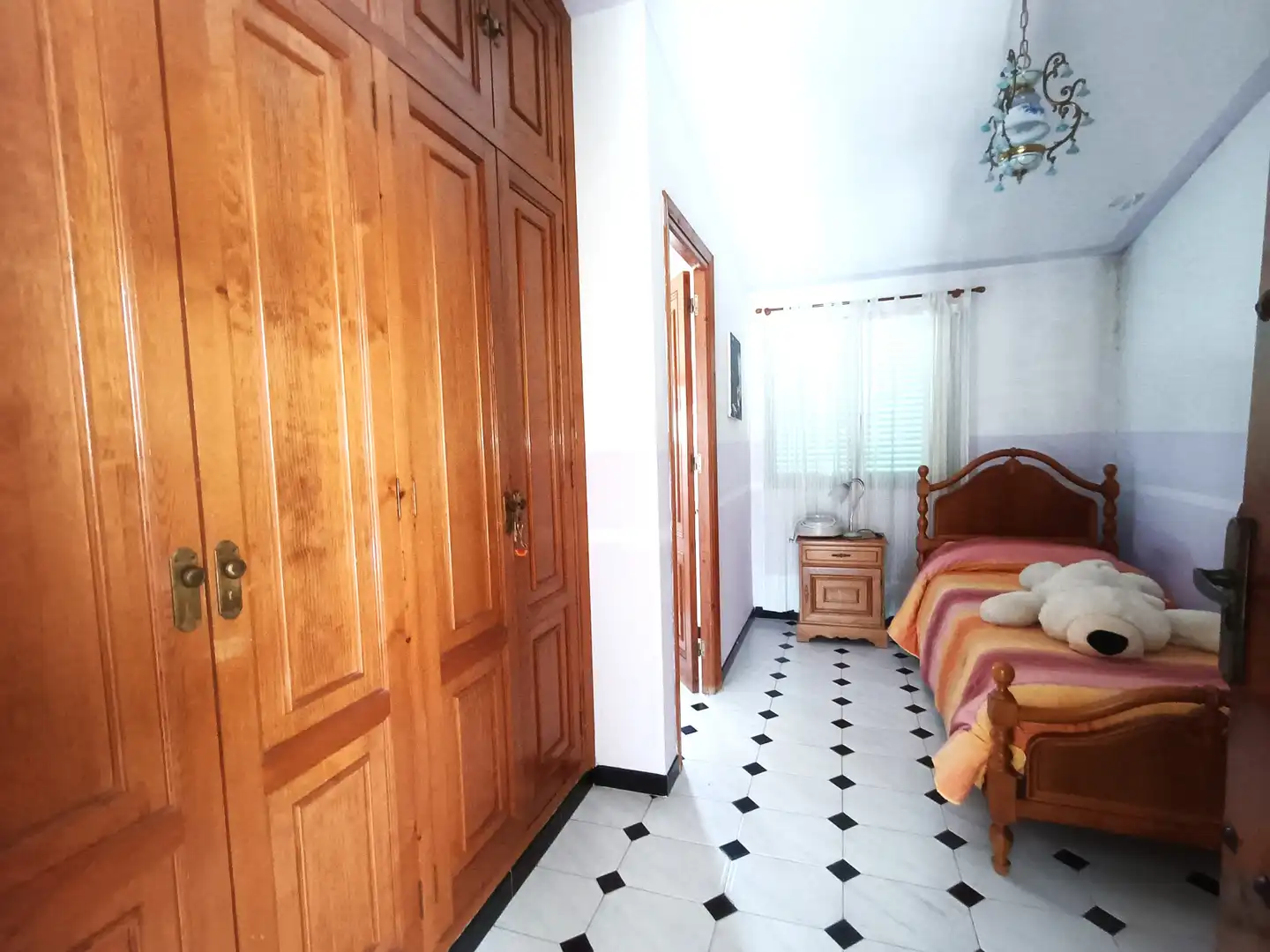 Dormitori de Casa adosada en venda en Villanueva del Ariscal amb Aire condicionat, Jardí privat i Terrassa