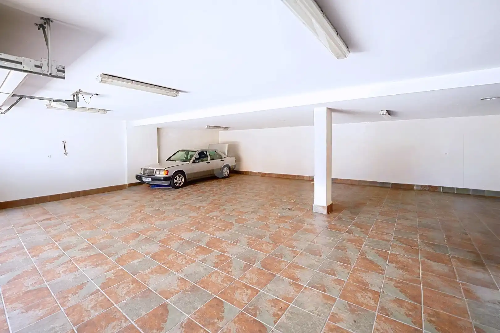 Parking de Casa o chalet en venta en Beariz con Calefacción y Terraza