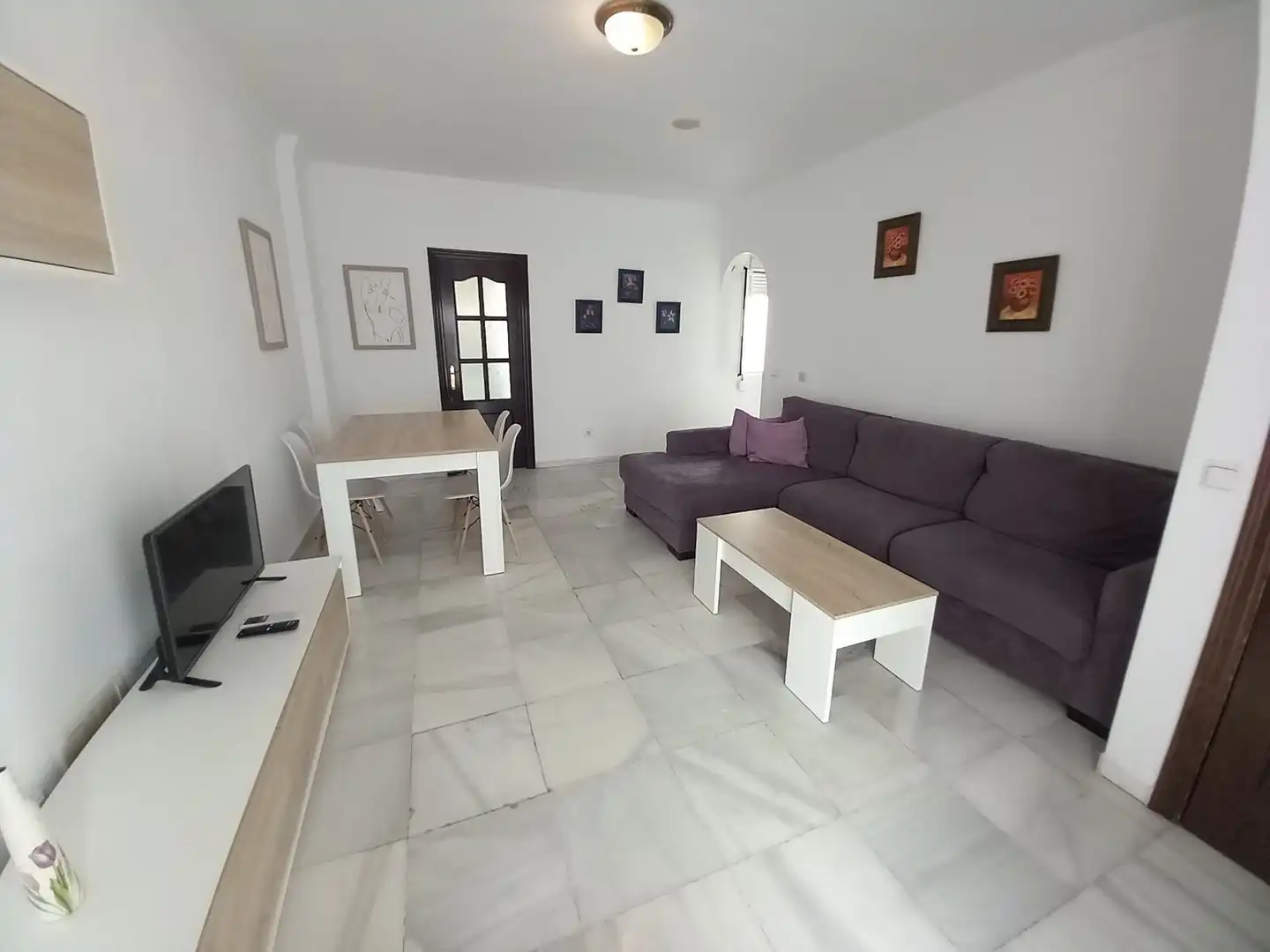 Living room of Flat for rent in Ronda  with Air Conditioner, Heating and Furnished