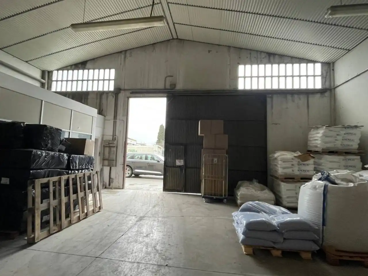 Nau industrial de lloguer a Canovelles, imagen 3