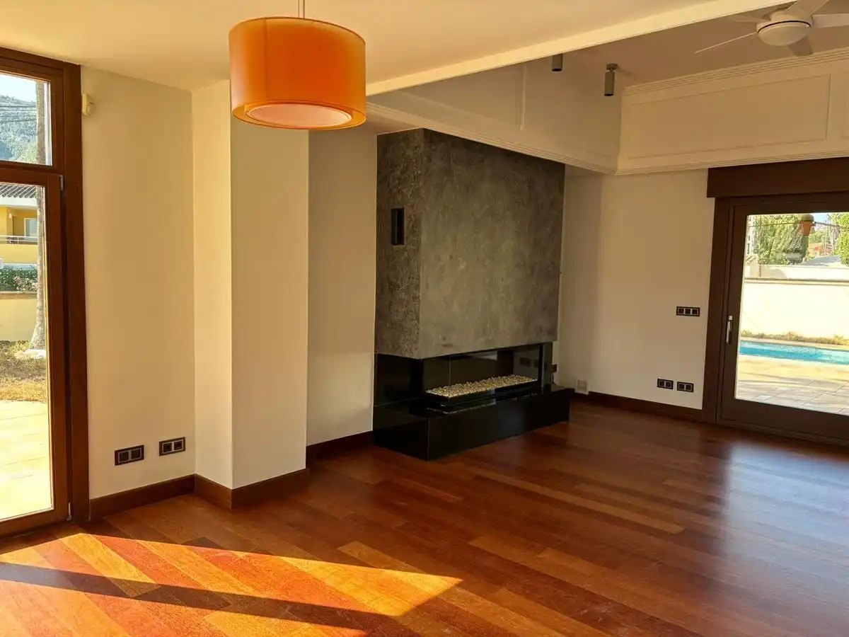 Sala de estar de Casa o chalet en venta en L'Alfàs del Pi con Aire acondicionado, Jardín privado y Terraza