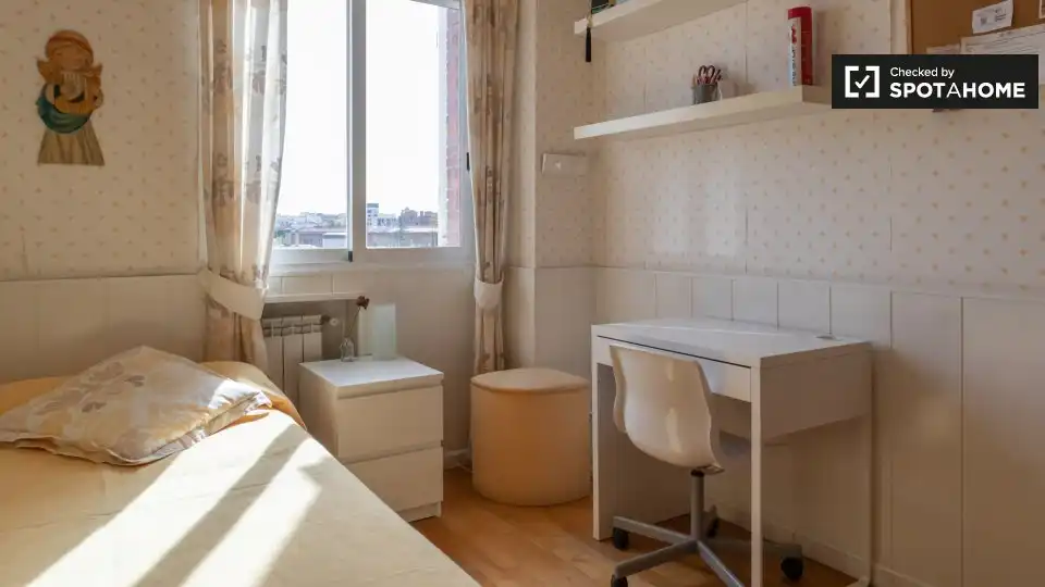 Room in Hispanoamérica - Bernabéu