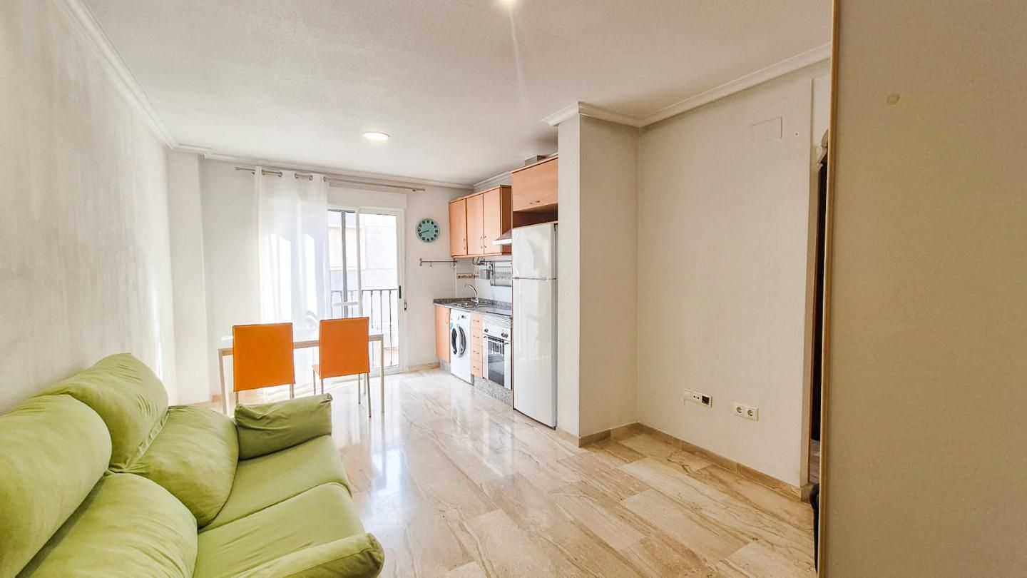 Vista exterior de Pis en venda en Elche / Elx amb Aire condicionat, Traster i Moblat