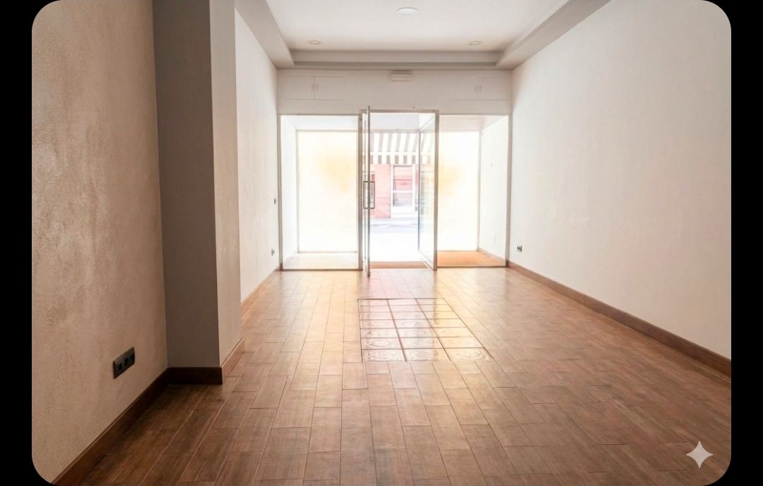 Premises for rent in  Toledo Capital  with Air Conditioner