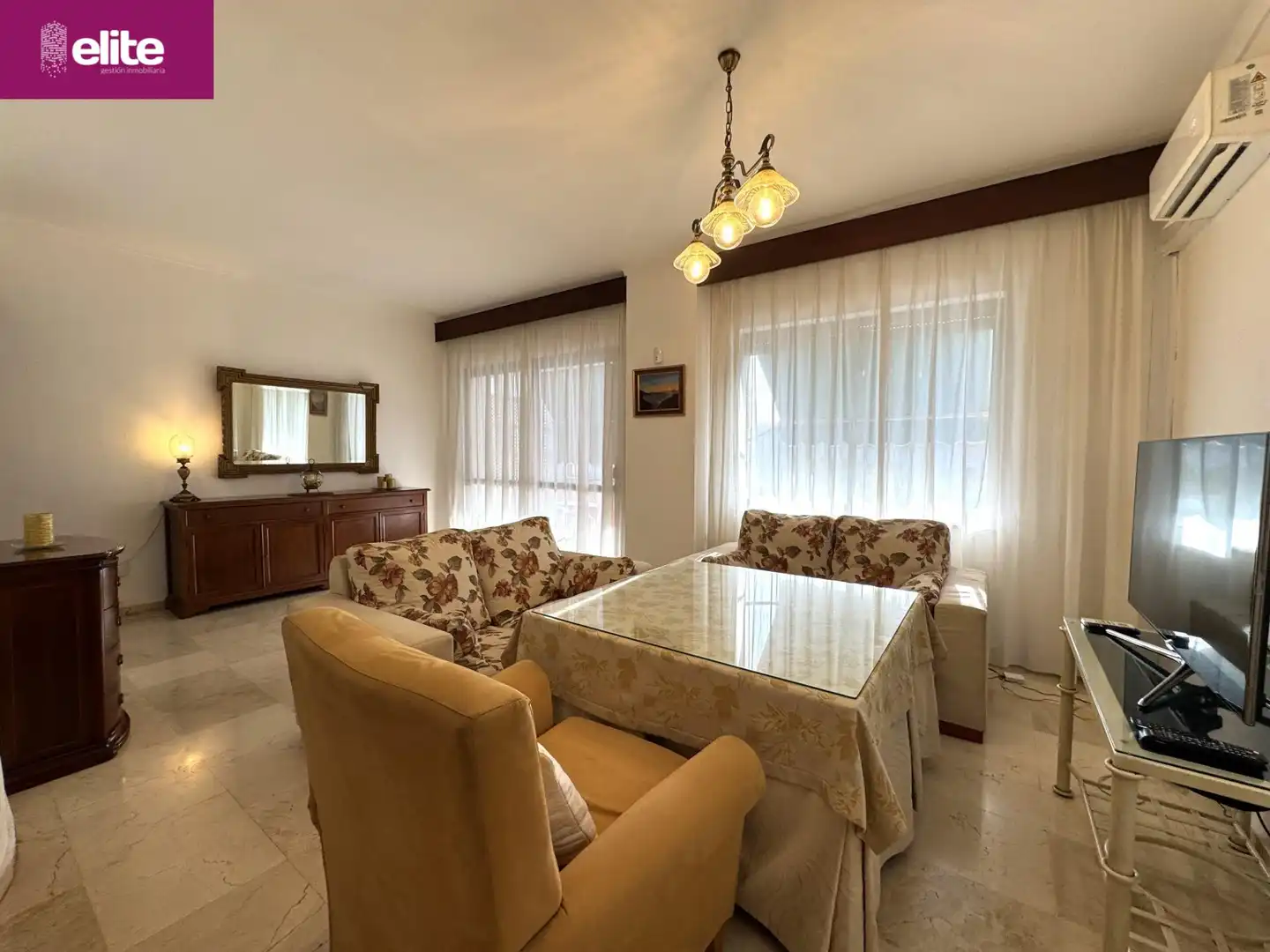 Sala de estar de Piso en venta en Jerez de la Frontera
